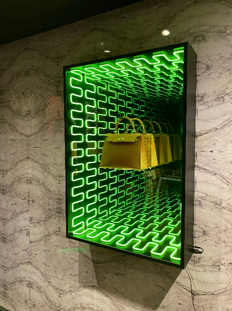 Neon Wall Art – Handbag Infinity Display