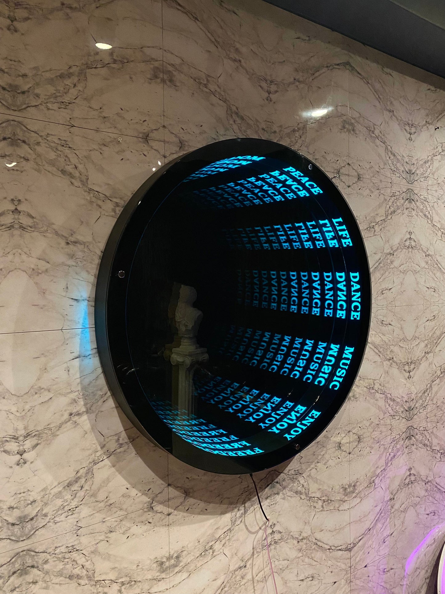 Infinity Mirror Art – Tunnel of Words