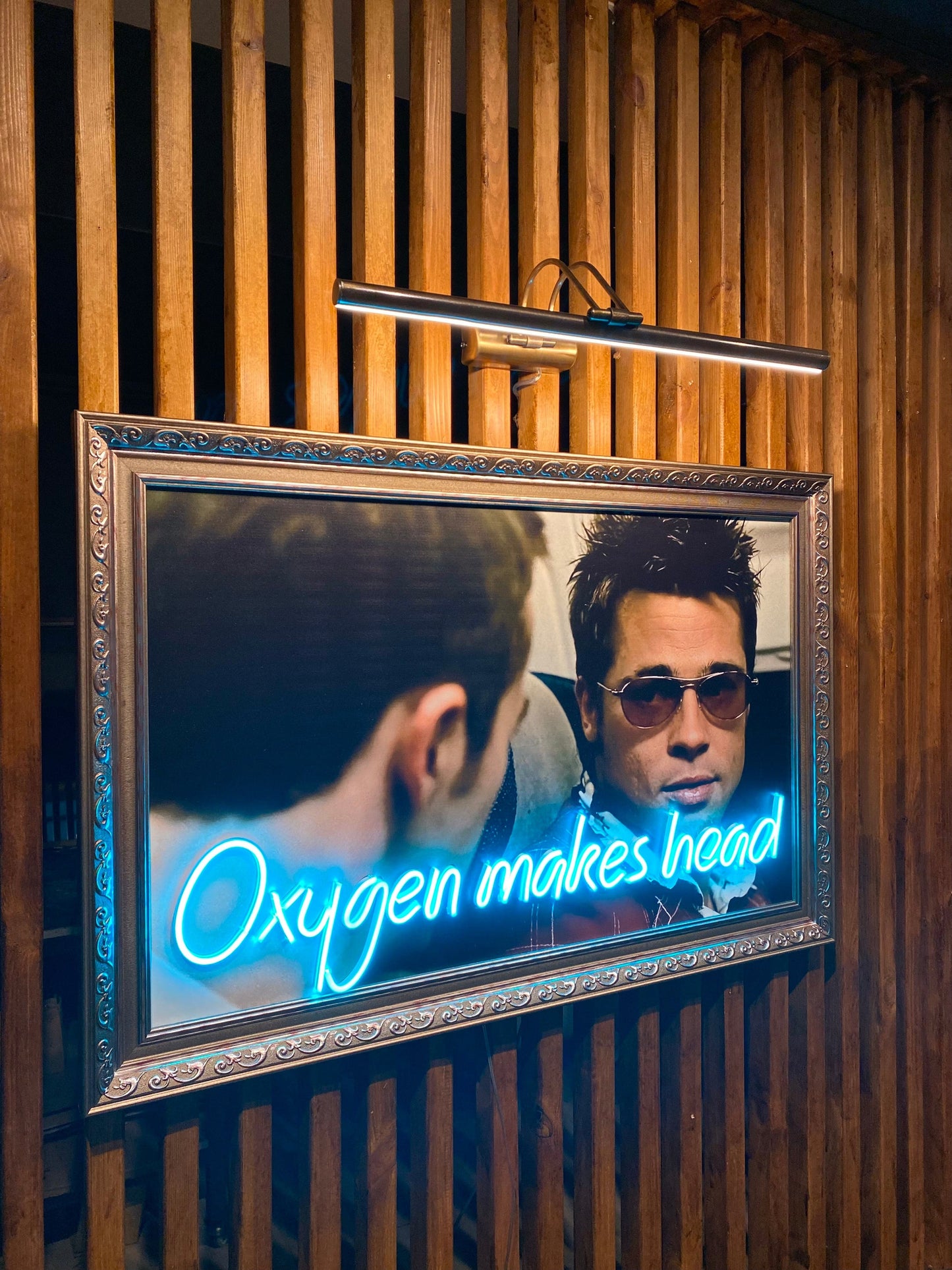 Neon Wall Art – “Oxygen Makes Head” (Fight Club Edition)