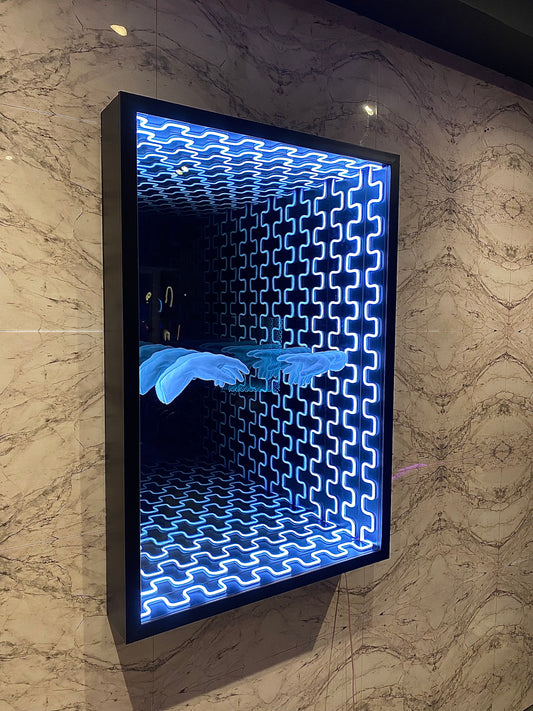 Neon Wall Art – Floating Hands in Infinity Tunnel