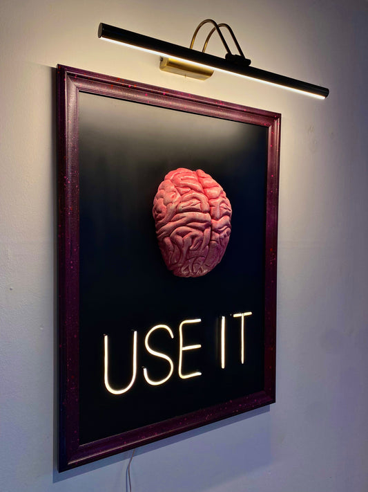 Neon Brain – “USE IT”